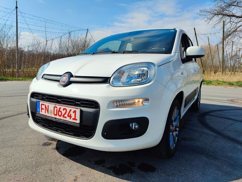 Weiß Gebraucht 2019 Fiat Panda Lounge Kleinwagen | 8.990 € (Fairer Preis) - Bild 1/4