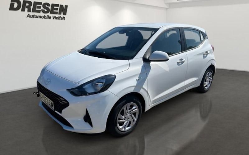 Neu Hyundai i10 Select 63 PS (46 kW) 2025 Weiss Kleinwagen