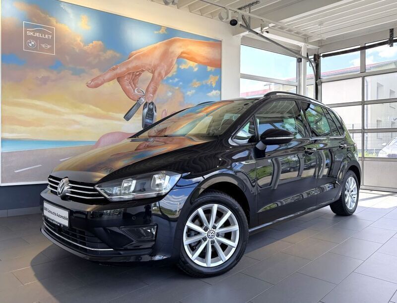 Schwarz Gebraucht 2015 VW Golf Sportsvan Comfortline Van / Kleinbus | 14.220 € (Fairer Preis) - Bild 1/4