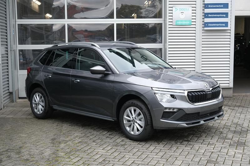 Neu Skoda Kamiq Selection 116 PS (85 kW) 2025 Graphite grau metallic SUV