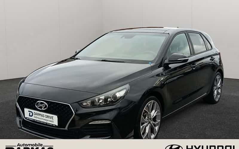 Schwarz Gebraucht 2019 Hyundai i30 N Line Limousine | 15.690 € (Guter Preis) - Bild 1/4