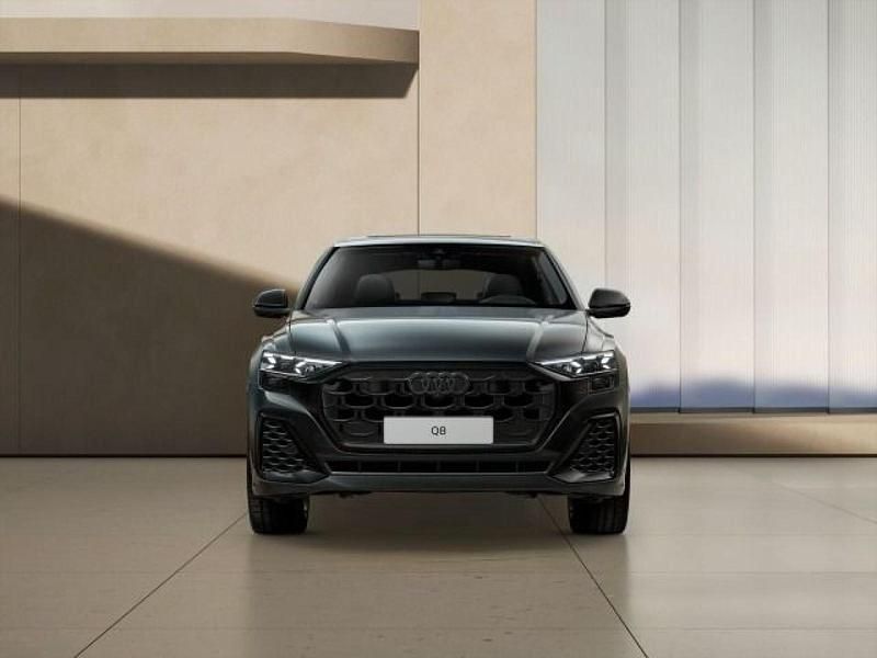 Neu Audi Q8 Ambiente 394 PS (289 kW) 2026 Grau SUV