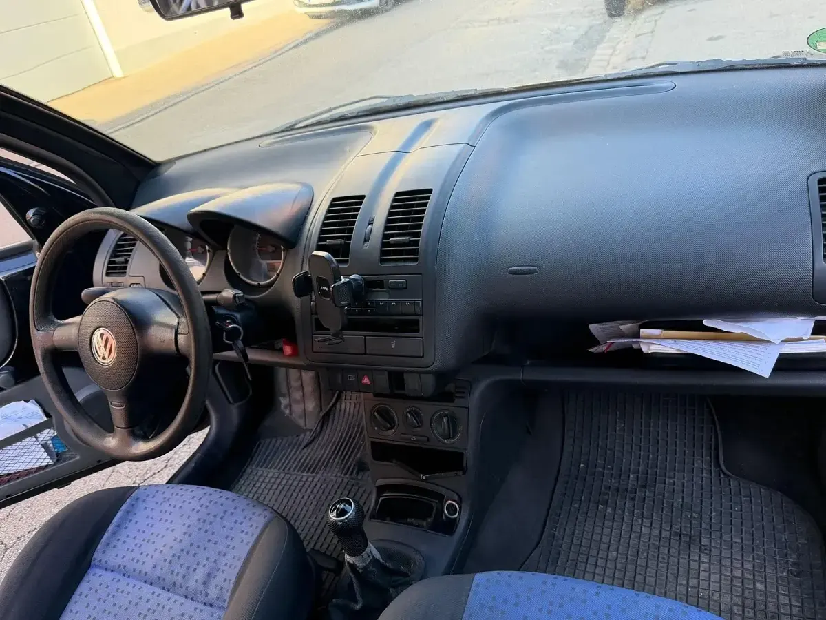 Brugt VW Lupo 75 HK (55 kW) 1999 Sort Hatchback