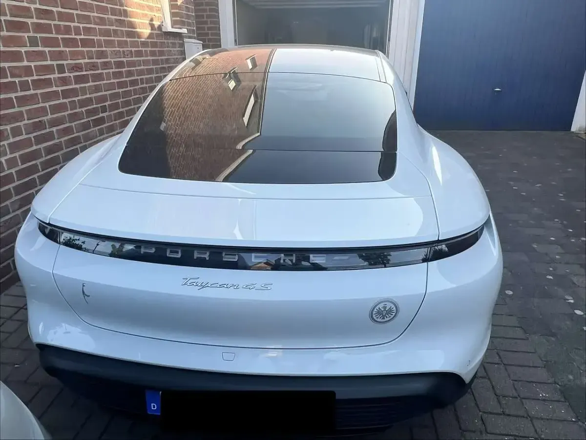 Gebraucht Porsche Taycan 4S 419 kW (571 PS) 2021 Weiß Limousine