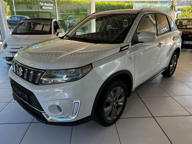 Weiß Gebraucht 2020 Suzuki Vitara Comfort SUV | 15.390 € (Guter Preis) - Bild 1/4
