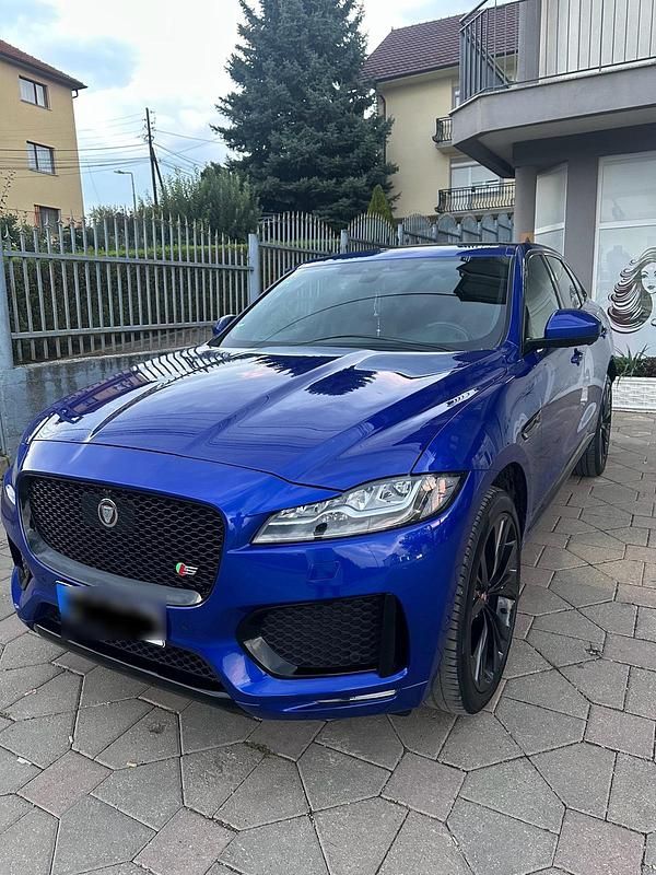 Blau Gebraucht 2019 Jaguar F-Pace R-Sport SUV | 29.999 € (Teuer) - Bild 1/4
