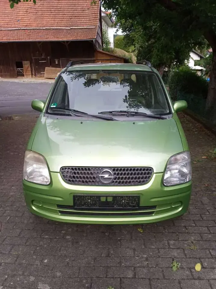 Gebraucht Opel Agila 58 PS (42 kW) 2001 Grün Van / Kleinbus