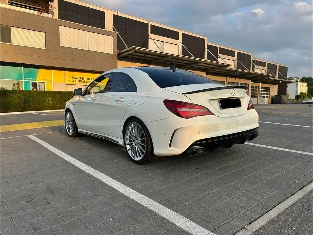 Gebraucht Mercedes CLA250 AMG line 218 PS (160 kW) 2017 Weiß Coupé