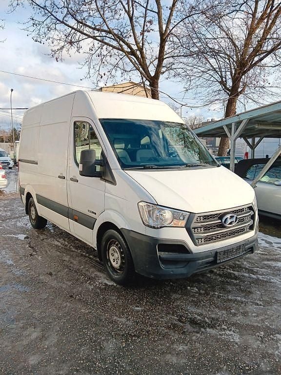 Gebraucht Hyundai H 350 150 PS (110 kW) 2017 Weiß Van