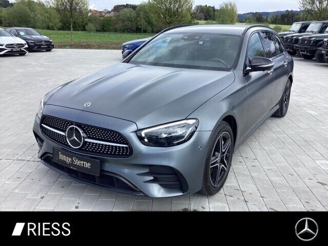 Grau Gebraucht 2021 Mercedes E300 AMG Kombi | 31.890 € (Guter Preis) - Bild 1/4