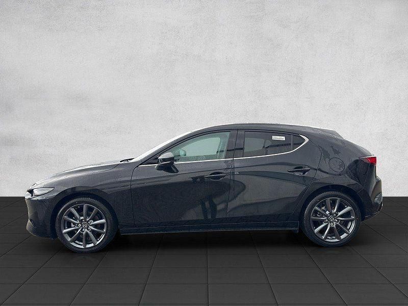 Neu Mazda 3 140 PS (102 kW) 2026 Schwarz Limousine