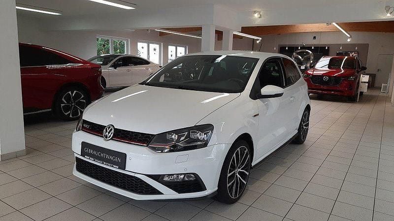 Pure white Gebraucht 2016 VW Polo GTI Kleinwagen | 12.890 € (Fairer Preis) - Bild 1/4