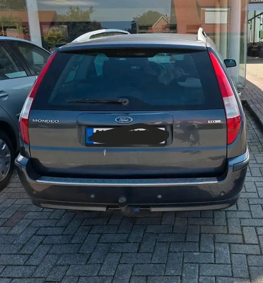 Gebraucht Ford Mondeo 155 PS (114 kW) 2006 Blau Kombi