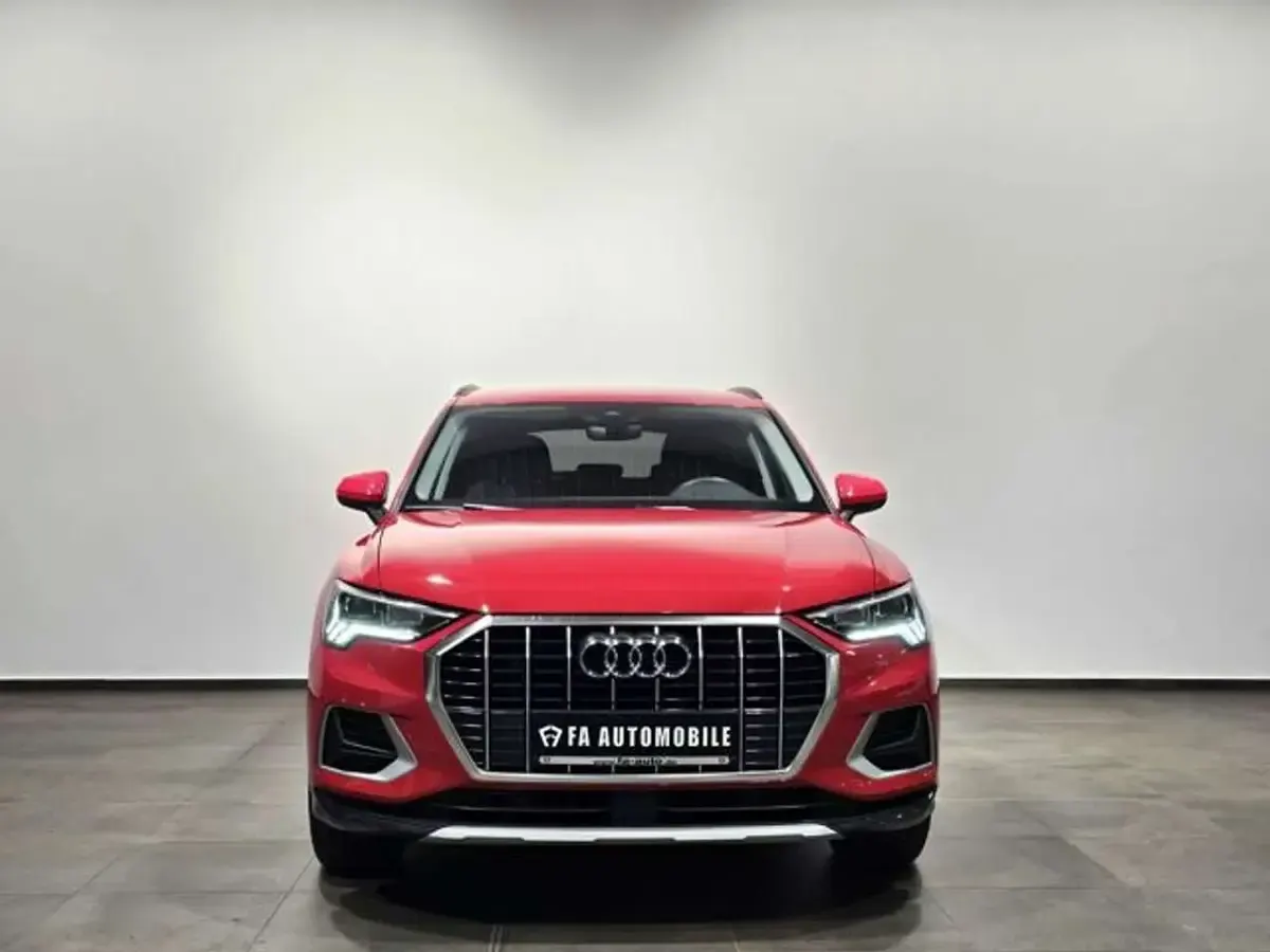 Gebraucht Audi Q3 Sport 150 PS (110 kW) 2024 Progressivrot metallic (metallic) SUV