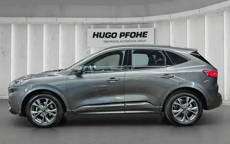 Gebraucht Ford Kuga ST-Line 150 PS (110 kW) 2024 Andere farbe SUV