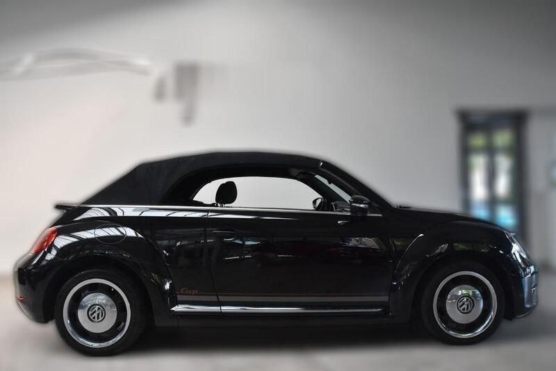Schwarz metallic Gebraucht 2015 VW Beetle Design Cabrio | 15.120 € (Fairer Preis) - Bild 1/4