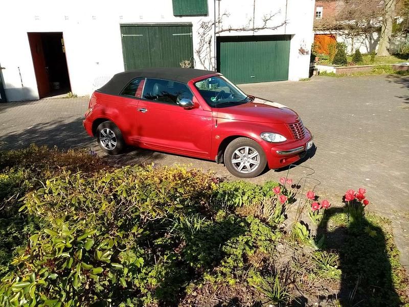 Gebraucht Chrysler PT Cruiser Limited 143 PS (105 kW) 2004 Rot Cabrio