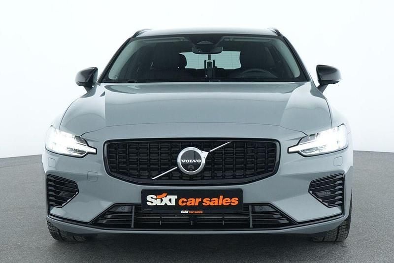 Gebraucht Volvo V60 Plus 398 PS (292 kW) 2025 Grau Kombi