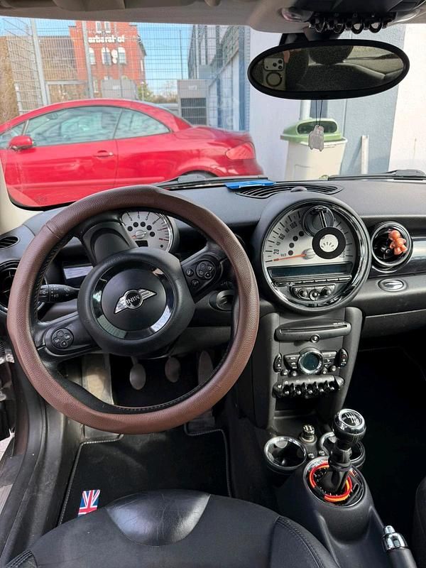 Gebraucht Mini Cooper 120 PS (88 kW) 2010 Braun Kleinwagen