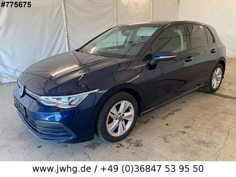 Blue metallic Gebraucht 2021 VW Golf VIII Life Limousine | 16.480 € (Guter Preis) - Bild 1/4