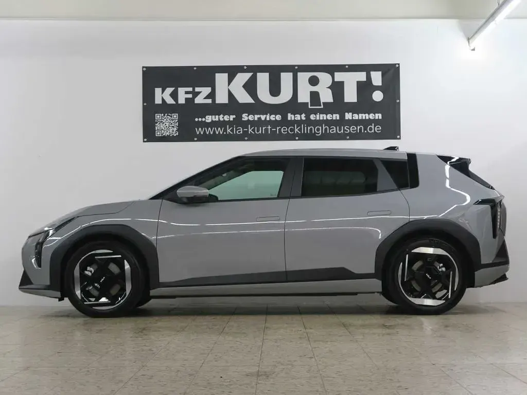 Neu Kia EV4 150 kW (204 PS) 2025 Wolf grey Kleinwagen