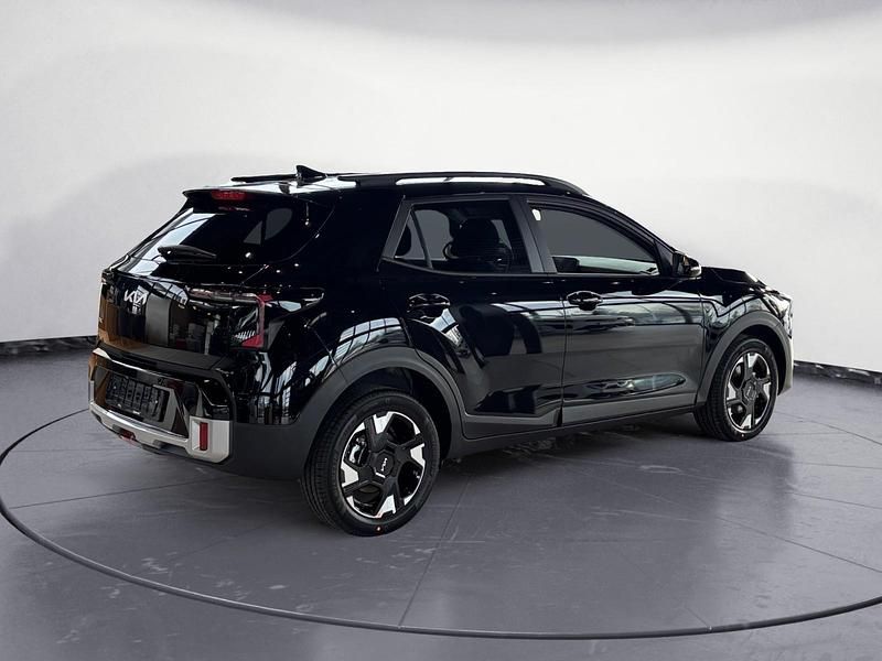 Neu Kia Stonic 101 PS (74 kW) 2026 Schwarz SUV