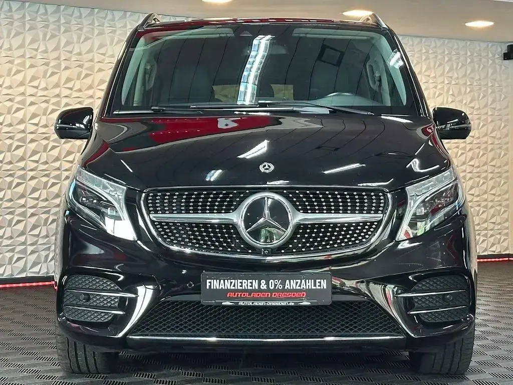 Gebraucht Mercedes V250 Avantgarde 190 PS (139 kW) 2020 Schwarz Van / Kleinbus