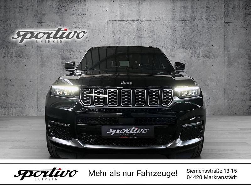 Diamond black crystal p/c Gebraucht 2022 Jeep Grand Cherokee Limited SUV | 49.979 € - Bild 1/4