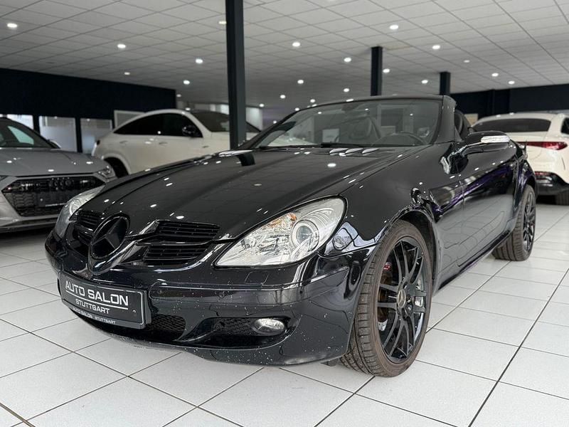 Schwarz Gebraucht 2008 Mercedes SLK200 Cabrio | 8.990 € (Fairer Preis) - Bild 1/4