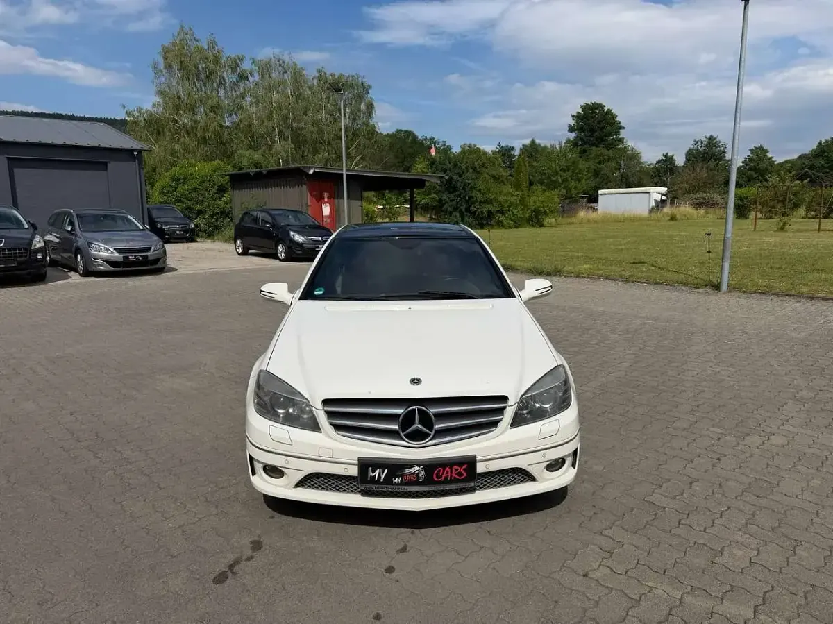 Gebraucht Mercedes CLC180 143 PS (105 kW) 2008 Calcitweiss  unilack Coupé