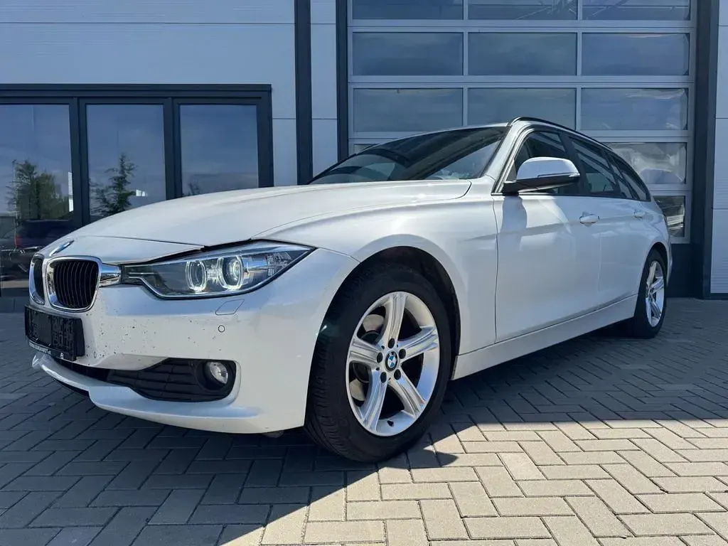 Gebraucht BMW 318 143 PS (105 kW) 2014 Weiß Kombi