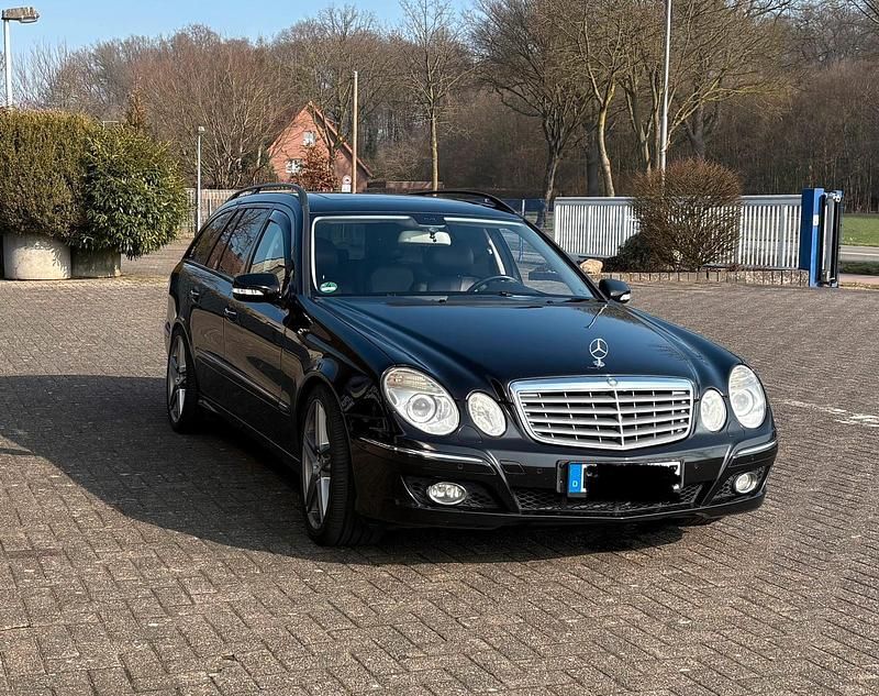 Gebraucht Mercedes E350 272 PS (200 kW) 2007 Schwarz Kombi