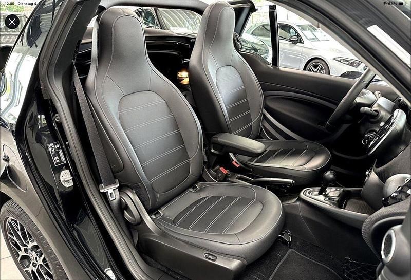 Gebraucht Smart ForTwo Electric Drive 60 kW (82 PS) 2023 Weiß Cabrio