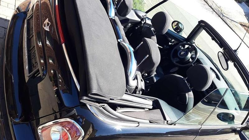 Schwarz Gebraucht 2011 Mini Cooper S Cabriolet Cabrio | 8.950 € (Guter Preis) - Bild 1/4