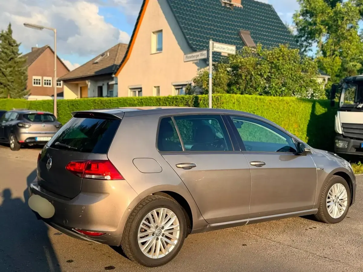 Gebraucht VW Golf VII Edition 110 PS (80 kW) 2015 Grau Limousine