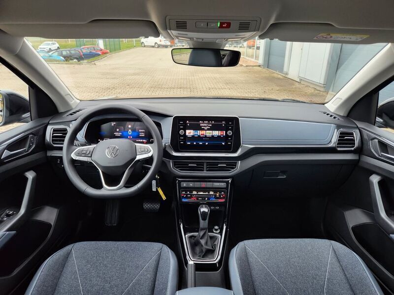 Neu VW T-Cross Style 150 PS (110 kW) 2025 Schwarz SUV