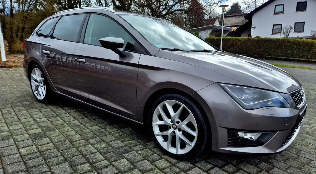 Gebraucht Seat Leon FR 184 PS (135 kW) 2015 Grau Kombi