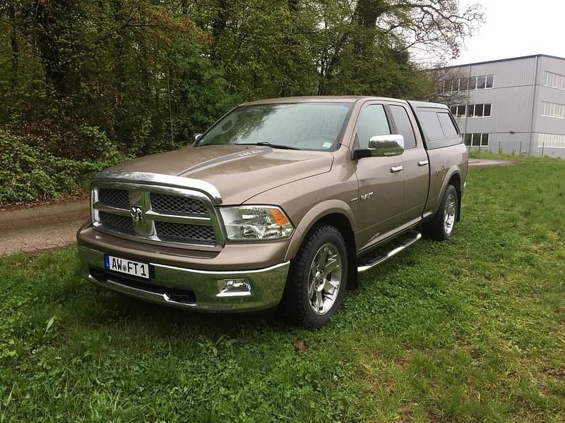 Beige Gebraucht 2011 RAM 1500 Abholung | 21.500 € - Bild 1/4
