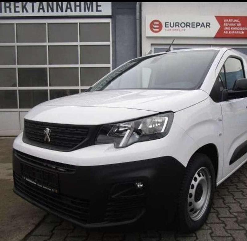 Gebraucht Peugeot Partner S 102 PS (75 kW) 2021 Van / Kleinbus