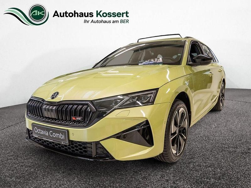 Neu Skoda Octavia RS 265 PS (194 kW) 2025 Grün Kombi