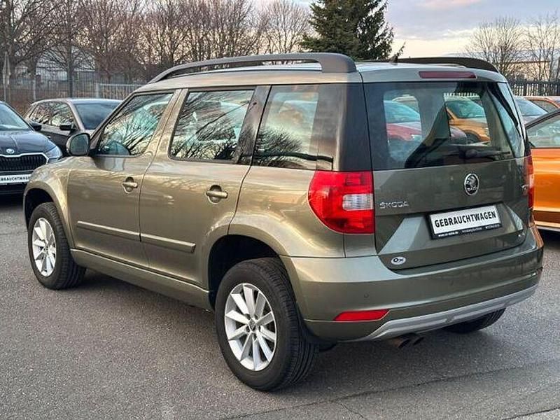 Gebraucht Skoda Yeti Ambition 110 PS (80 kW) 2014 Grün SUV