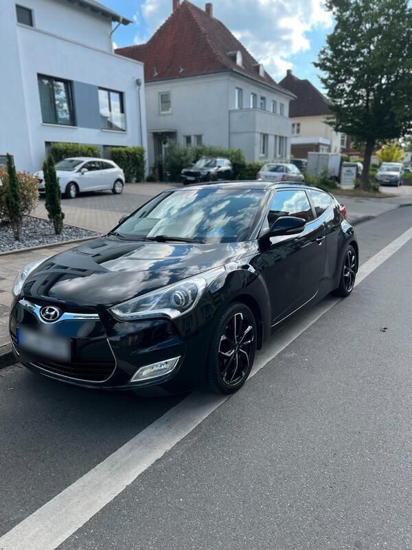 Schwarz Gebraucht 2012 Hyundai Veloster Kleinwagen | 5.650 € - Bild 1/4