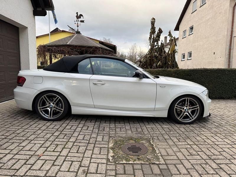 Gebraucht BMW 125 Cabriolet Performance 218 PS (160 kW) 2012 Weiß Cabrio