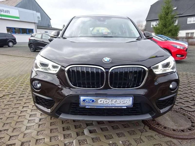 Gebraucht BMW X1 Advantage 192 PS (141 kW) 2018 Sparkling brown metallic SUV