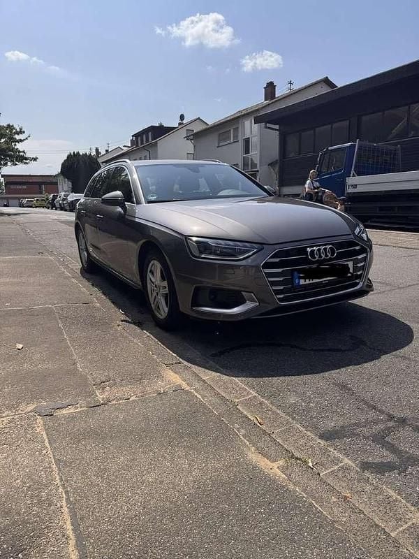 Gebraucht Audi A4 Advanced 150 PS (110 kW) 2020 Grau Kombi