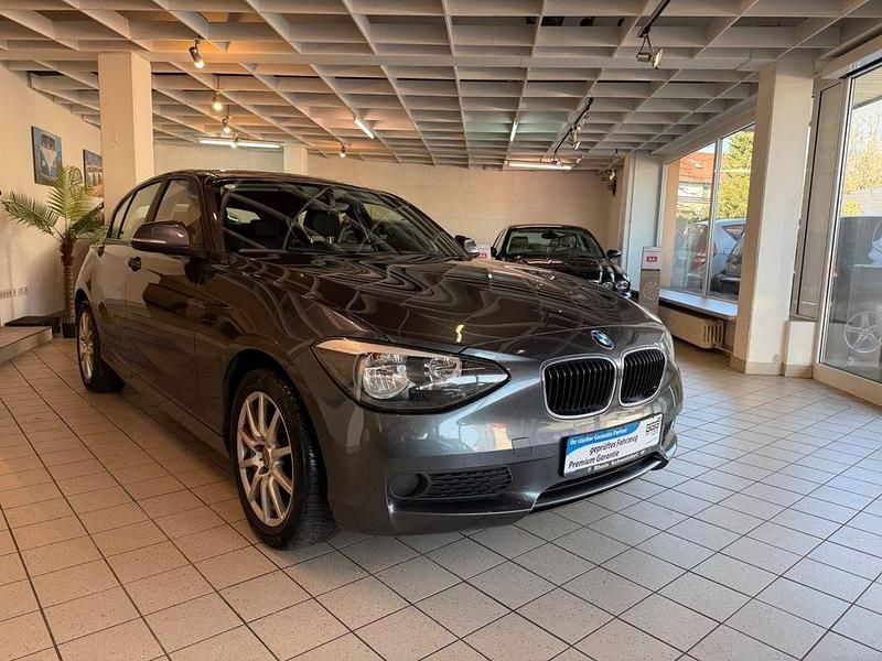 Gebraucht BMW 114 Advantage 102 PS (75 kW) 2013 Grau Kleinwagen