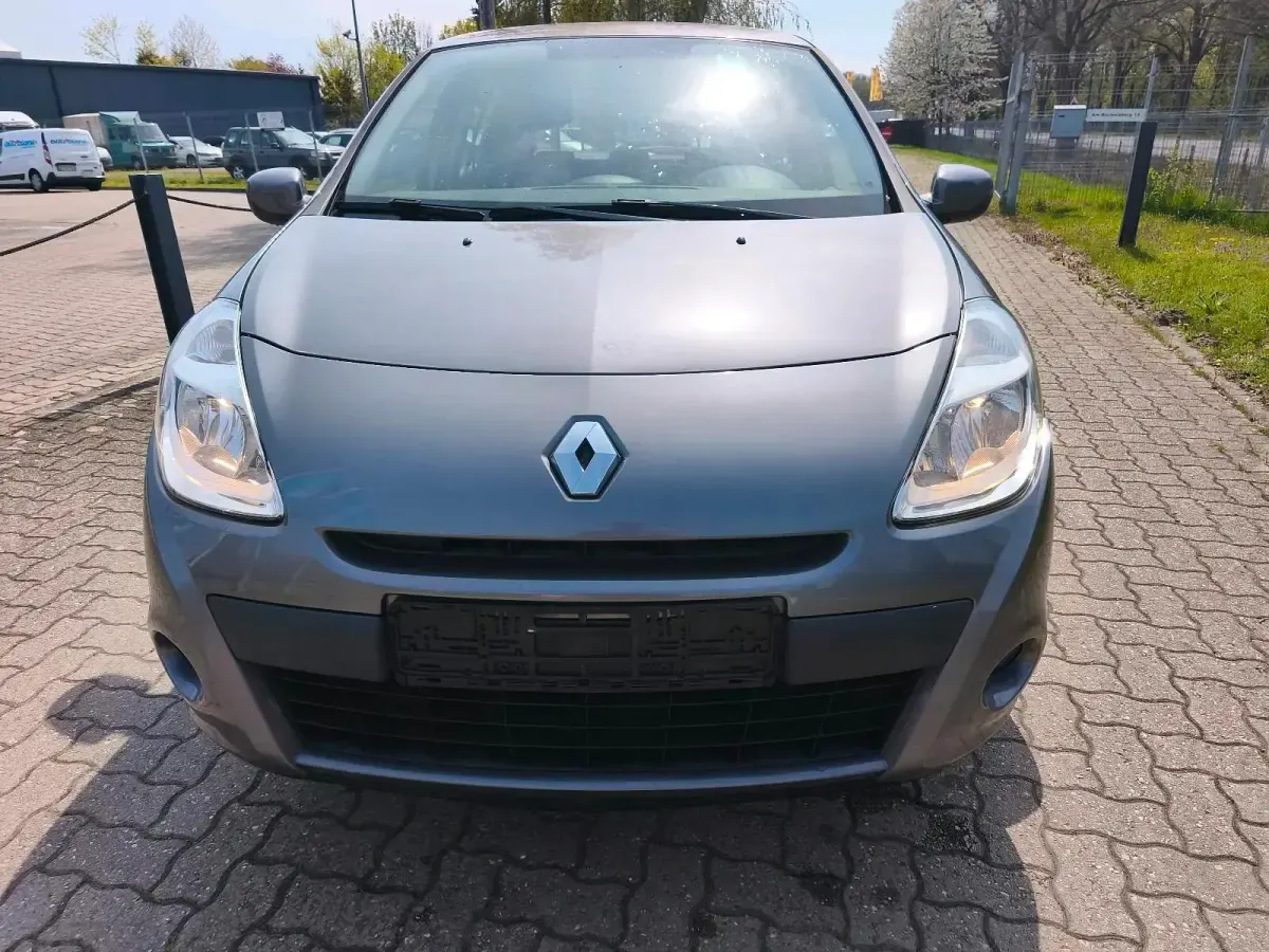 Gebraucht Renault Clio IV 75 PS (55 kW) 2014 Braun Limousine