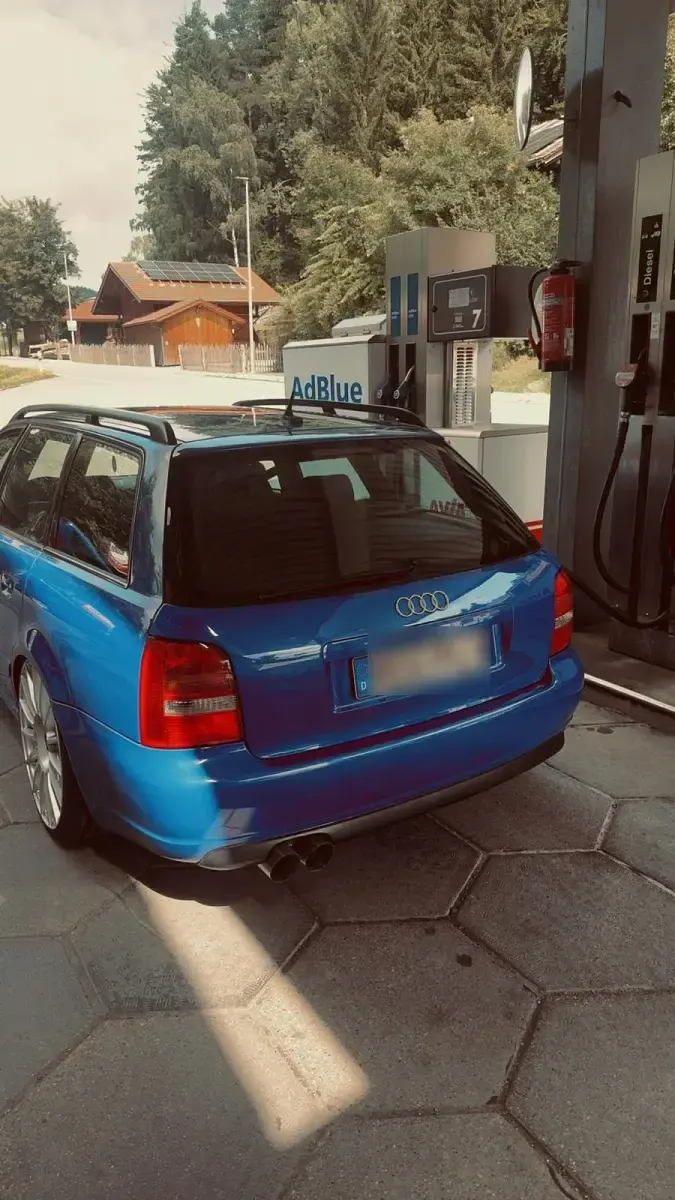 Gebraucht Audi S4 265 PS (194 kW) 2000 Blau Kombi