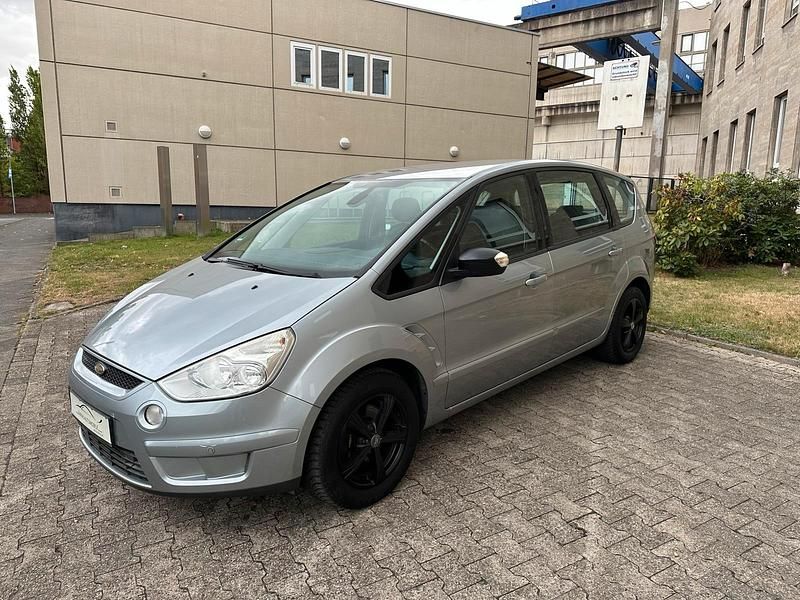 Second-hand Ford S-MAX S 145 CP (106 kW) 2008 Gri Monovolum