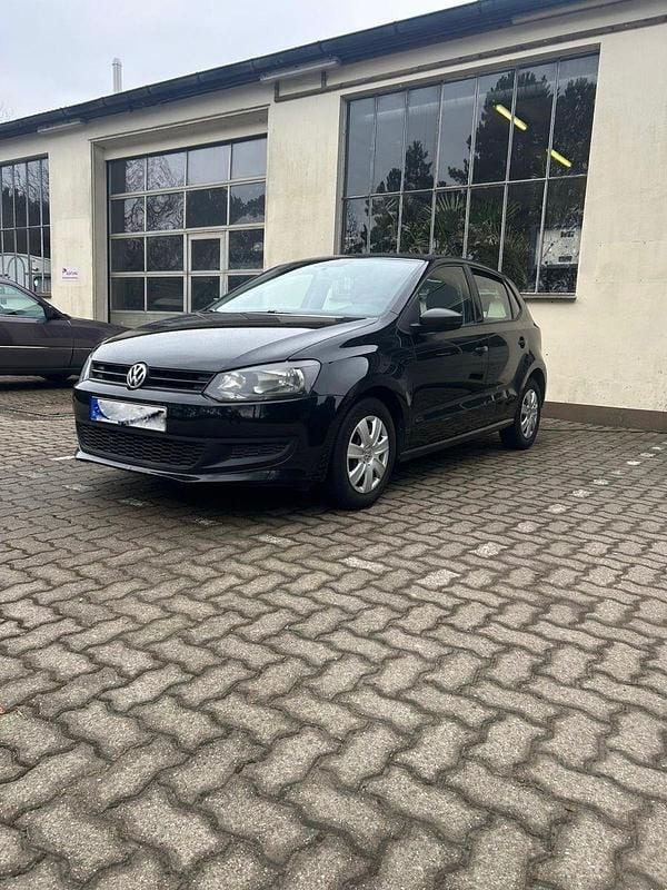 Gebraucht VW Polo Trendline 60 PS (44 kW) 2011 Schwarz Kleinwagen